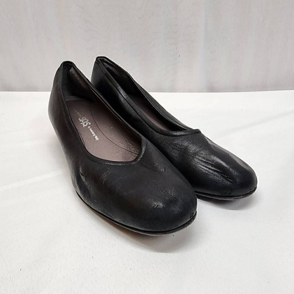 SAS Size 9 Regina Black Leather Heels Narrow M